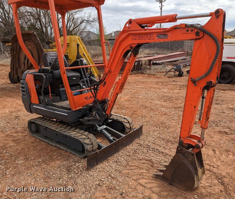 image for item LF9736 2002 Kubota KX41-2  mini excavator