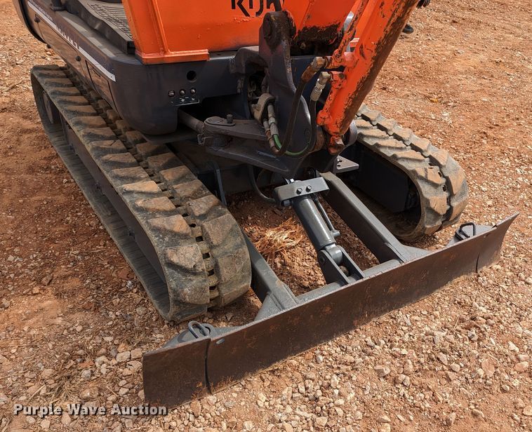 image for item LF9736 2002 Kubota KX41-2  mini excavator