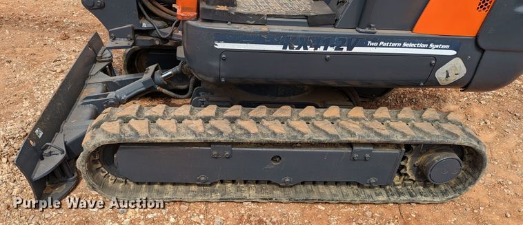 image for item LF9736 2002 Kubota KX41-2  mini excavator