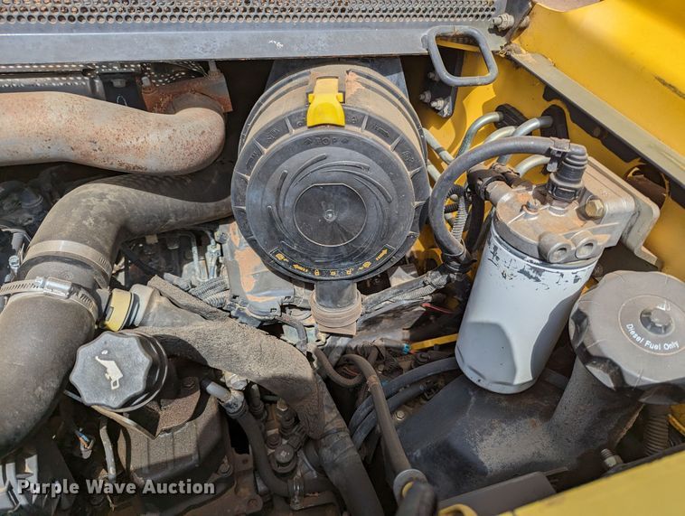 image for item LF9738 2018 New Holland C227 tracked skid steer loader