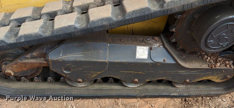 image for item LF9738 2018 New Holland C227 tracked skid steer loader