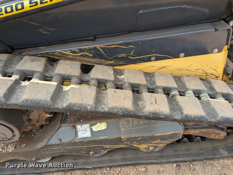 image for item LF9738 2018 New Holland C227 tracked skid steer loader