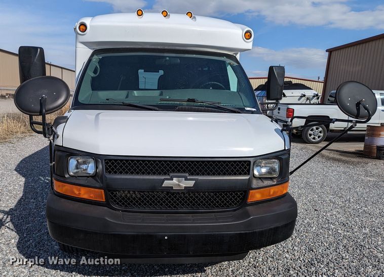 image for item LF9739 2009 Chevrolet Express G3500  school bus