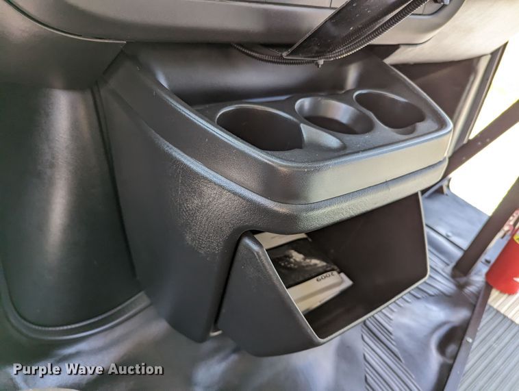 image for item LF9739 2009 Chevrolet Express G3500  school bus