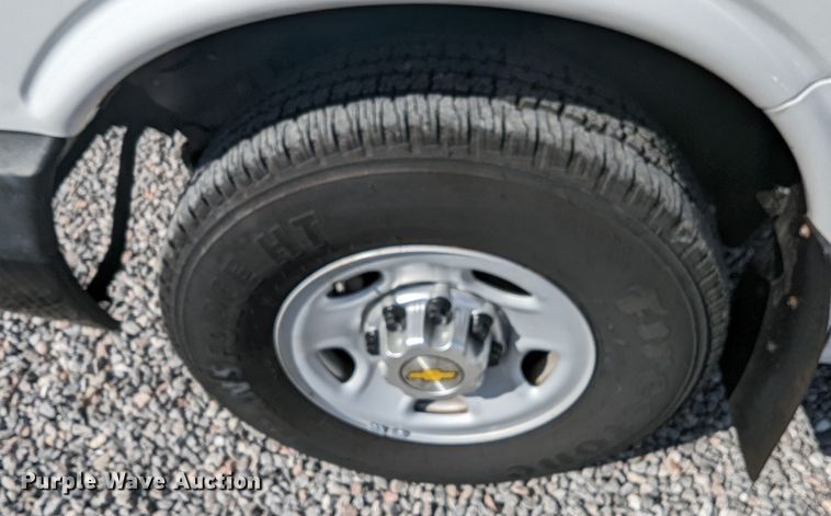 image for item LF9739 2009 Chevrolet Express G3500  school bus