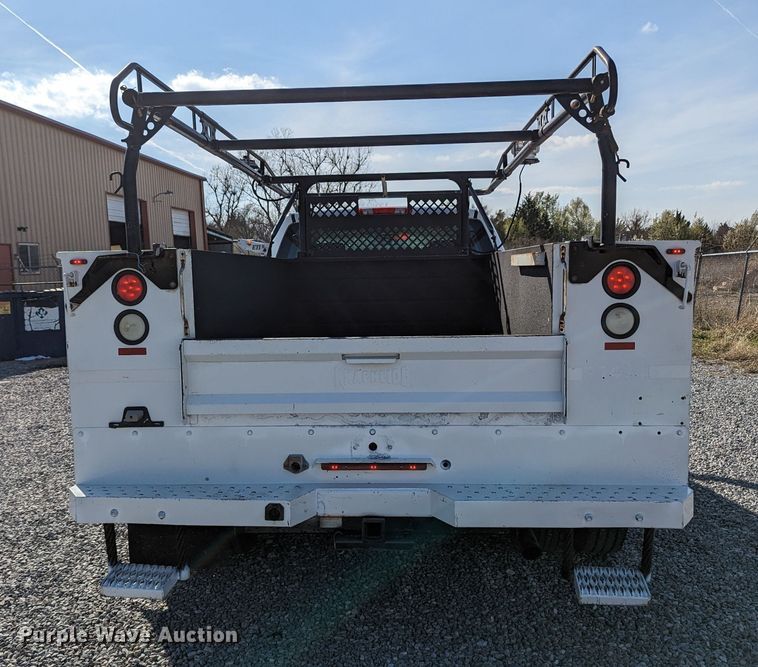 image for item LF9740 2011 Chevrolet Silverado 3500HD  Ext. Cab utility bed pickup truck