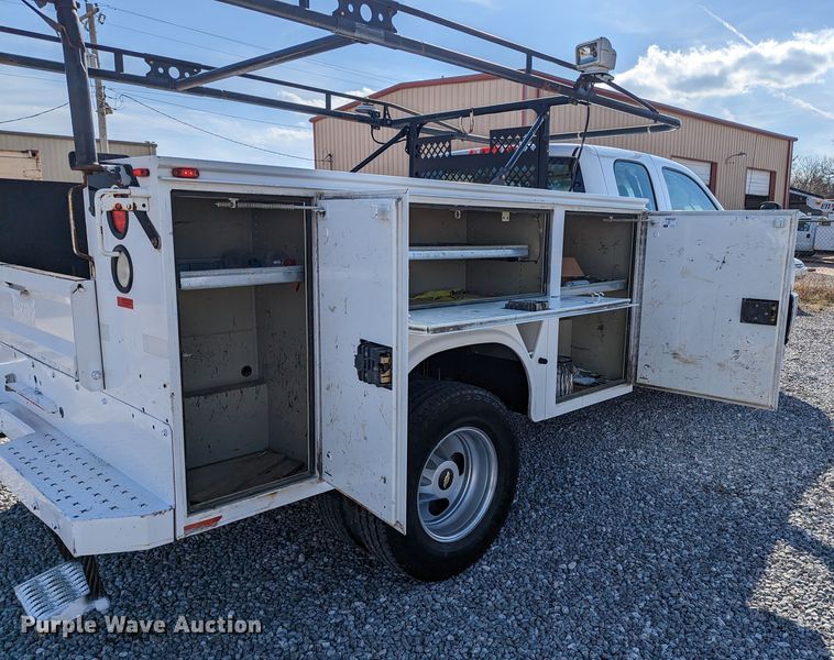 image for item LF9740 2011 Chevrolet Silverado 3500HD  Ext. Cab utility bed pickup truck