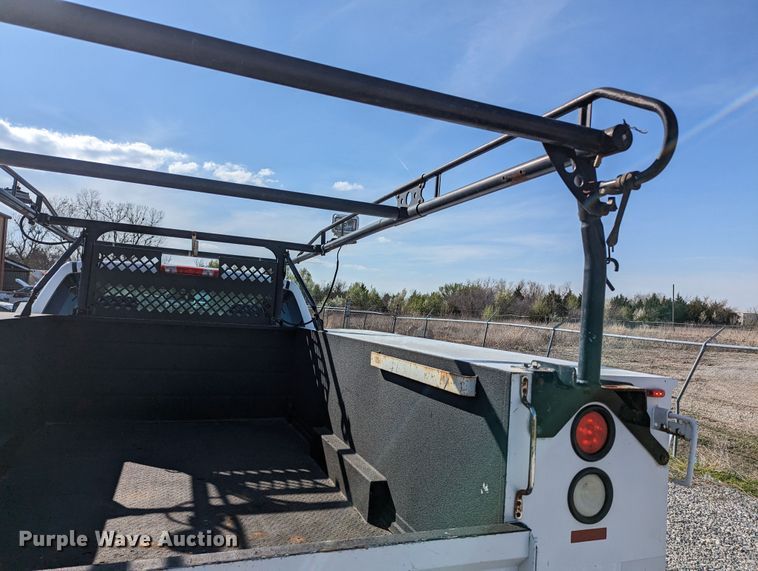 image for item LF9740 2011 Chevrolet Silverado 3500HD  Ext. Cab utility bed pickup truck