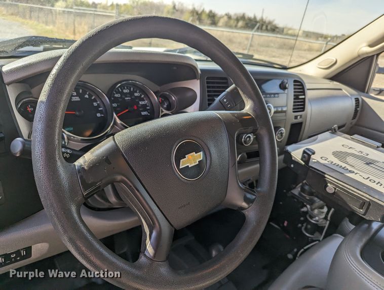 image for item LF9740 2011 Chevrolet Silverado 3500HD  Ext. Cab utility bed pickup truck