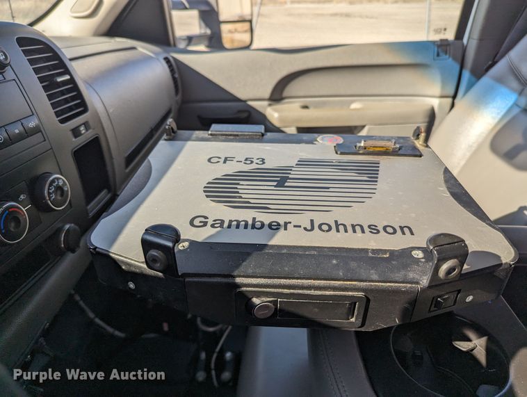 image for item LF9740 2011 Chevrolet Silverado 3500HD  Ext. Cab utility bed pickup truck