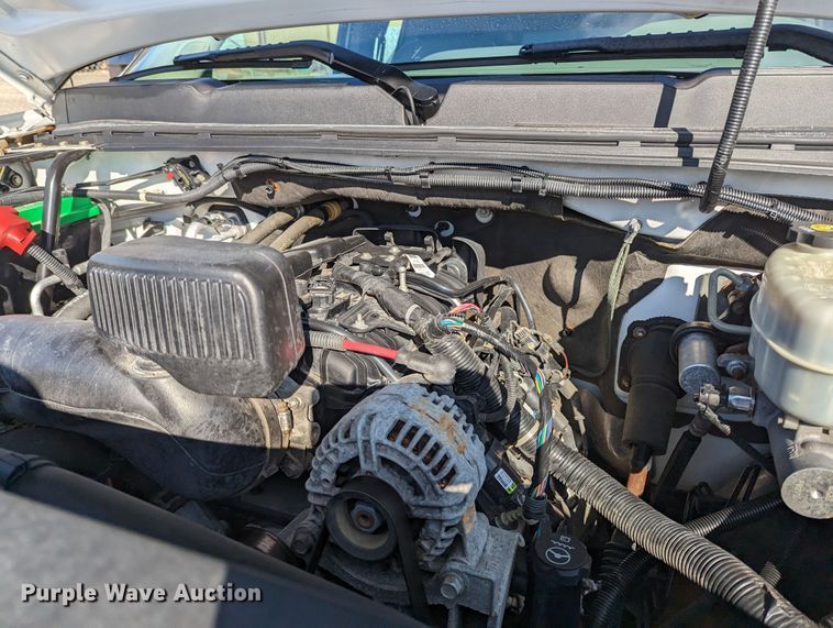 image for item LF9740 2011 Chevrolet Silverado 3500HD  Ext. Cab utility bed pickup truck