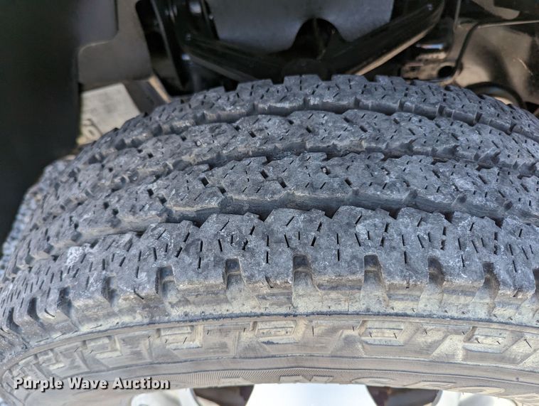 image for item LF9740 2011 Chevrolet Silverado 3500HD  Ext. Cab utility bed pickup truck