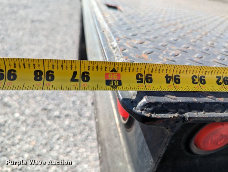 image for item LF9741 2005 GMC C7  flatbed truck