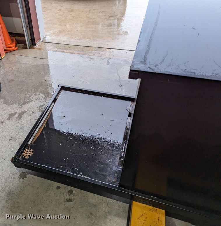 image for item LF9746 Jobsite box