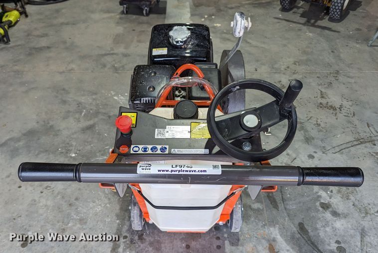 image for item LF9748 Husqvarna FS400  concrete saw