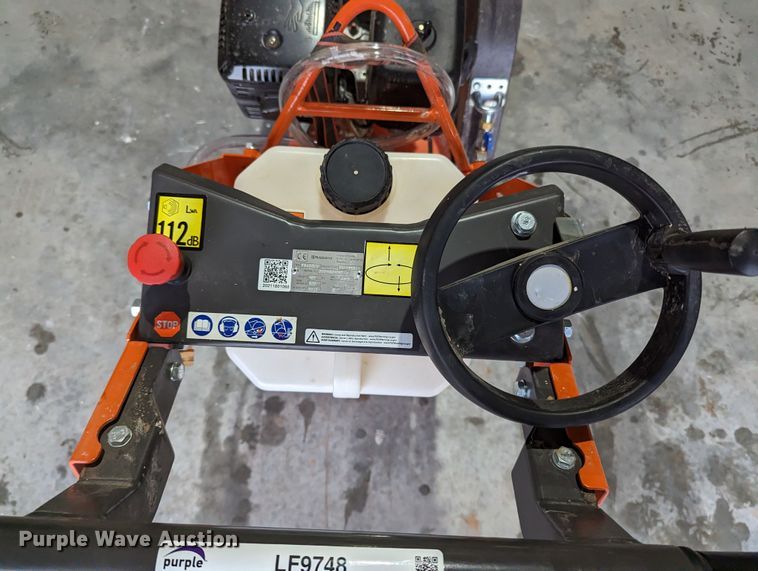 image for item LF9748 Husqvarna FS400  concrete saw