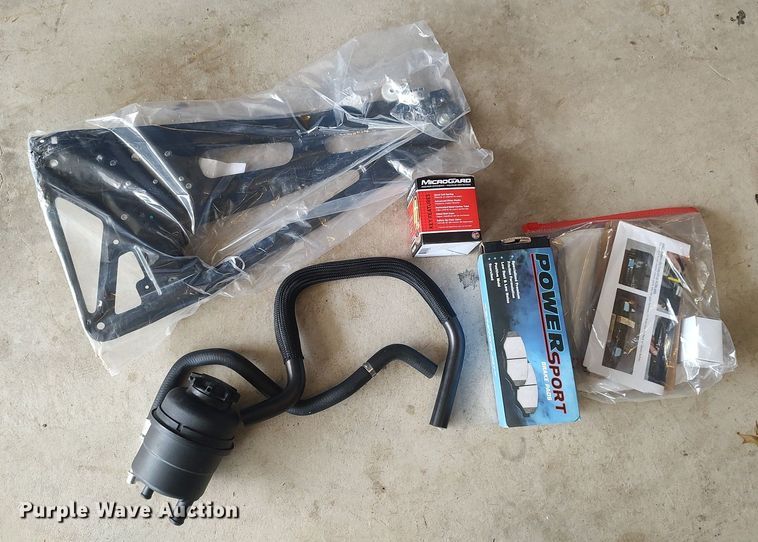 image for item LG9589 2001 BMW 740iL