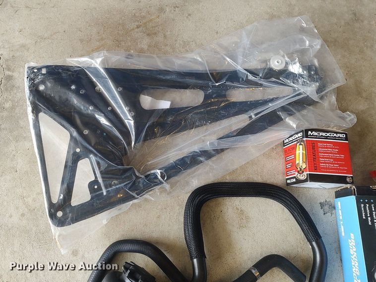 image for item LG9589 2001 BMW 740iL