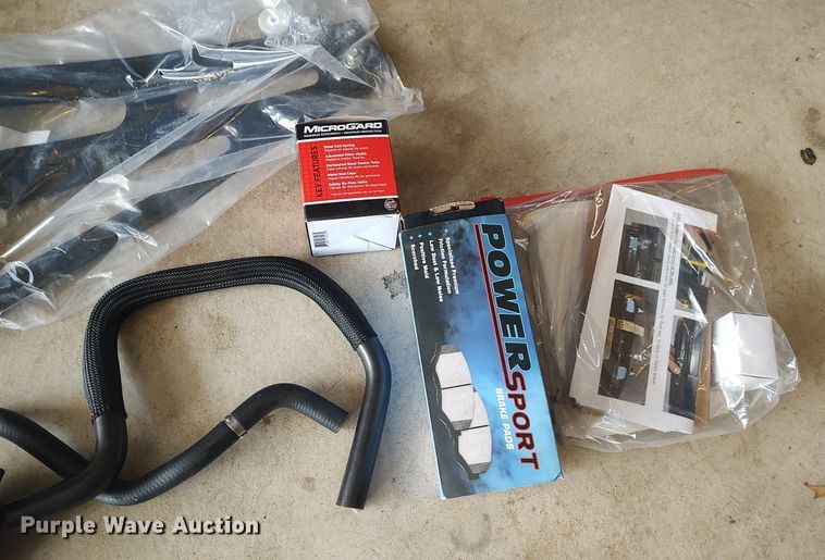 image for item LG9589 2001 BMW 740iL