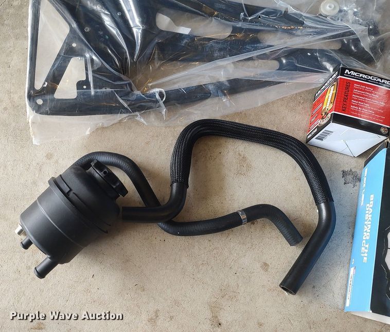 image for item LG9589 2001 BMW 740iL