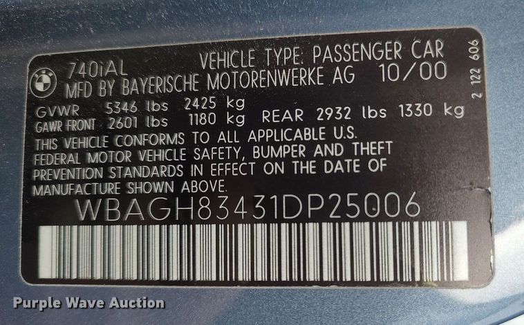 image for item LG9589 2001 BMW 740iL