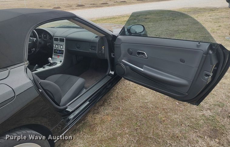 image for item LG9604 2005 Chrysler Crossfire  convertible
