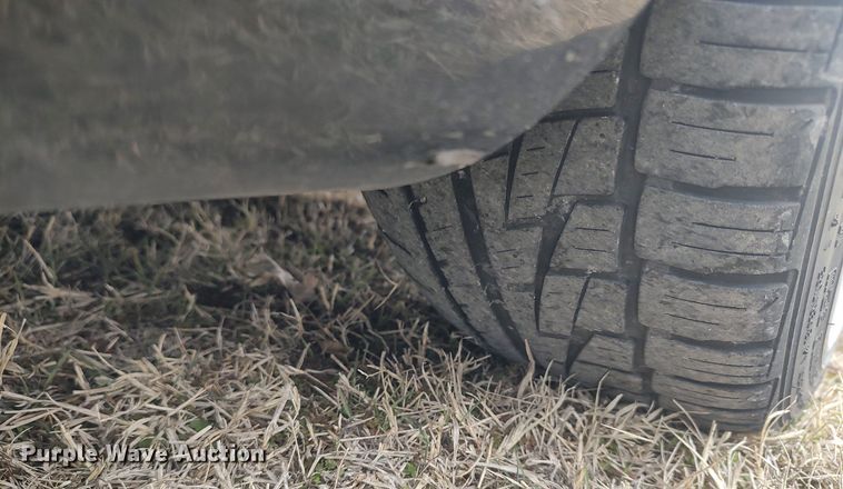 image for item LG9604 2005 Chrysler Crossfire  convertible