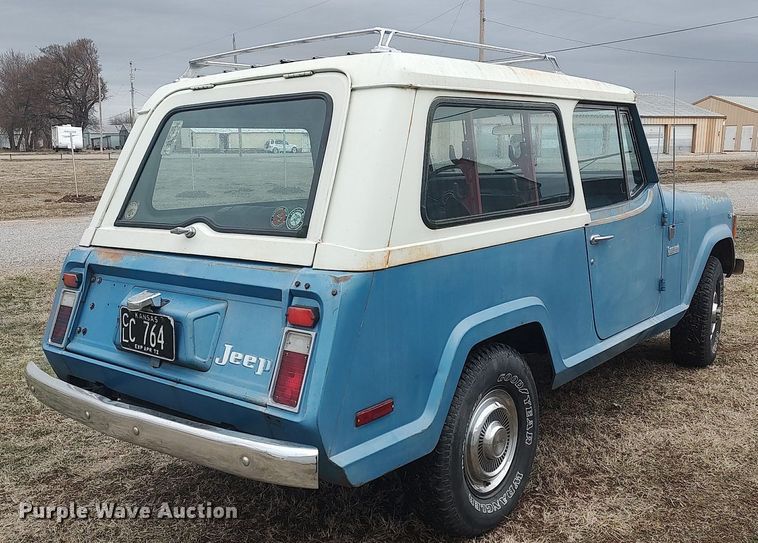 image for item LG9605 1972 Jeep Commando  SUV