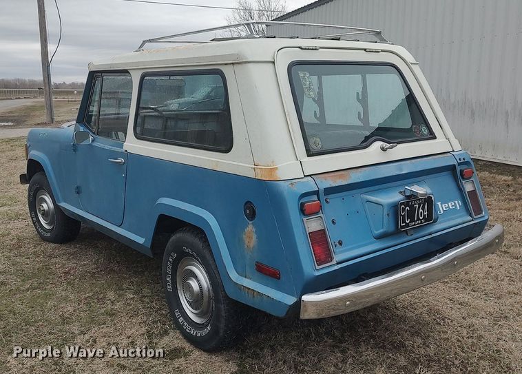 image for item LG9605 1972 Jeep Commando  SUV