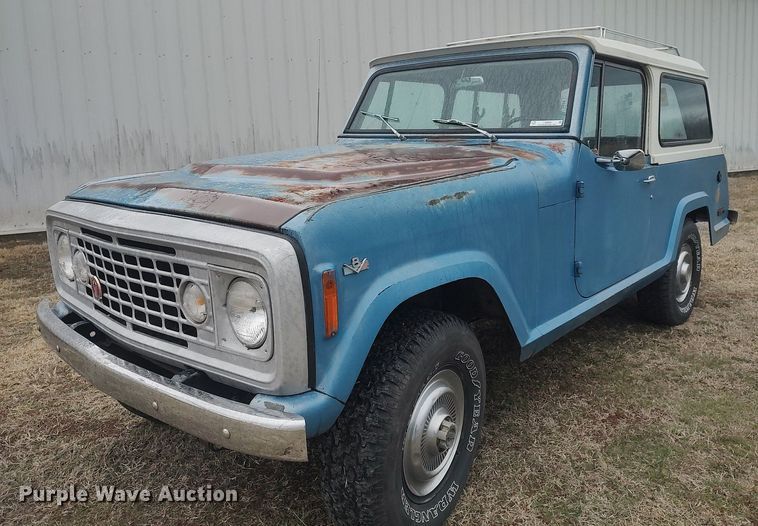 image for item LG9605 1972 Jeep Commando  SUV