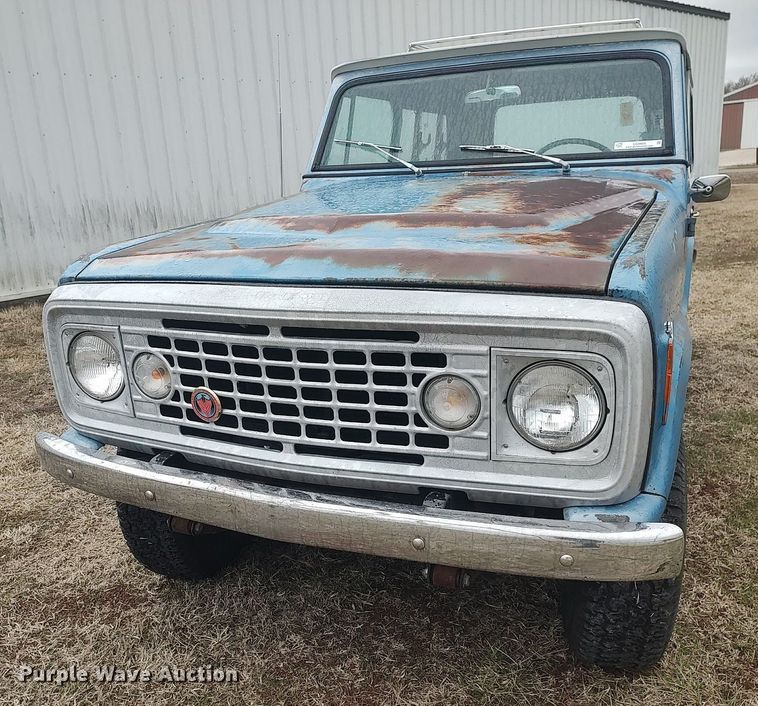 image for item LG9605 1972 Jeep Commando  SUV