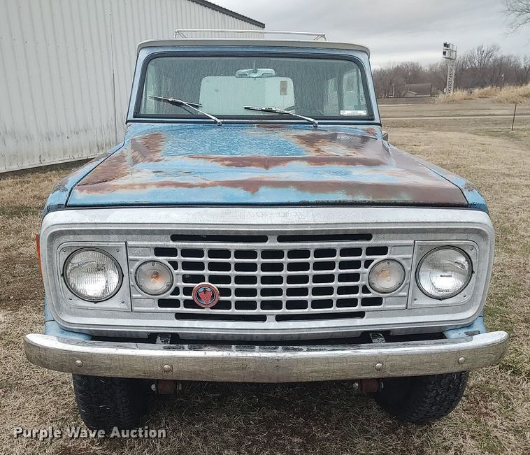 image for item LG9605 1972 Jeep Commando  SUV