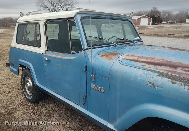 image for item LG9605 1972 Jeep Commando  SUV