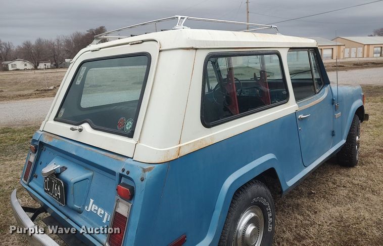 image for item LG9605 1972 Jeep Commando  SUV