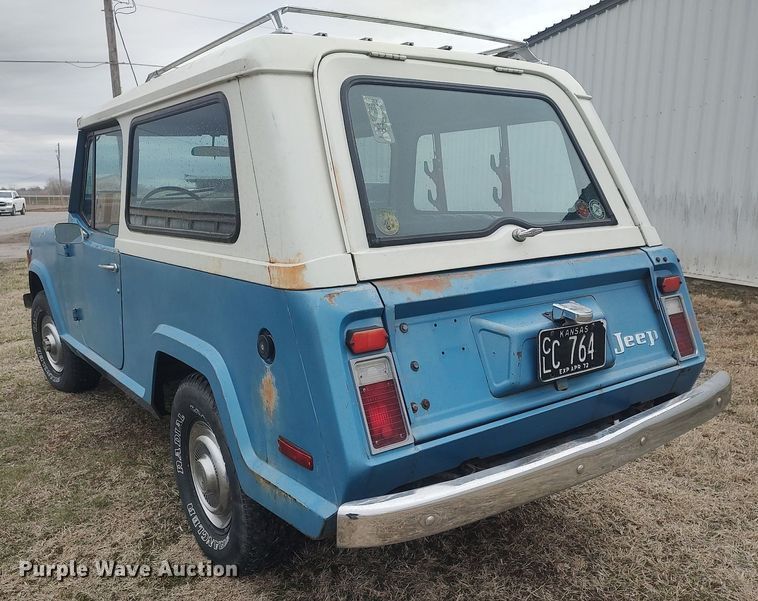 image for item LG9605 1972 Jeep Commando  SUV