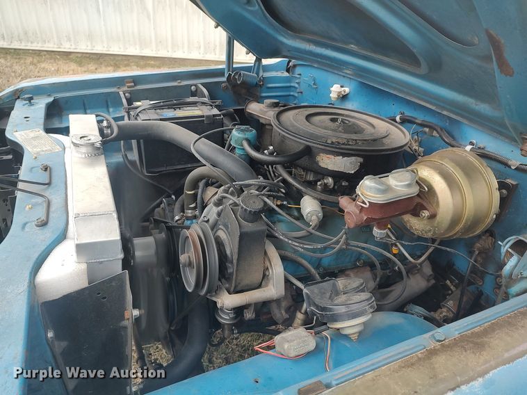 image for item LG9605 1972 Jeep Commando  SUV