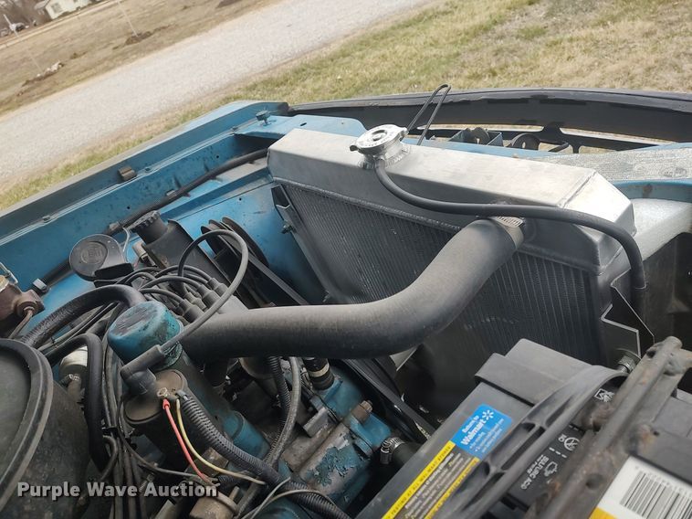 image for item LG9605 1972 Jeep Commando  SUV