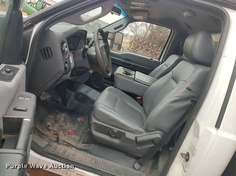 image for item LG9626 2014 Ford F550  utility / service truck