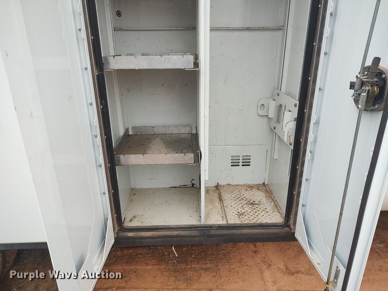 image for item LG9626 2014 Ford F550  utility / service truck