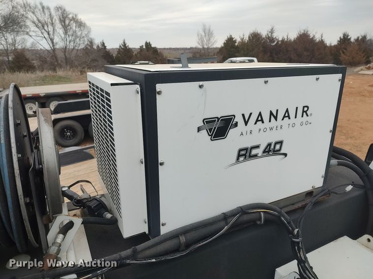 image for item LG9626 2014 Ford F550  utility / service truck