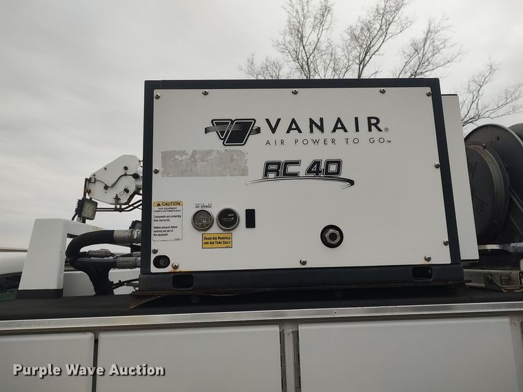 image for item LG9626 2014 Ford F550  utility / service truck