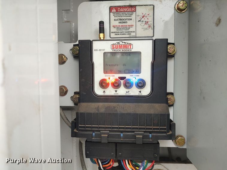 image for item LG9626 2014 Ford F550  utility / service truck