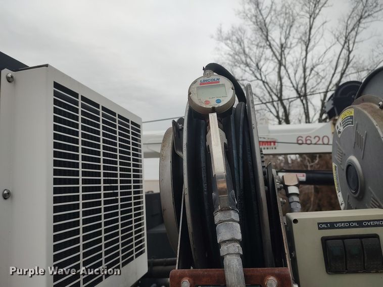 image for item LG9626 2014 Ford F550  utility / service truck