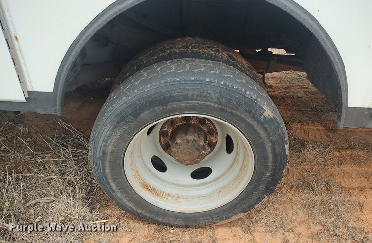 image for item LG9626 2014 Ford F550  utility / service truck