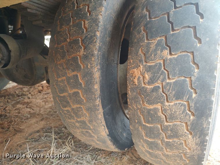 image for item LG9626 2014 Ford F550  utility / service truck