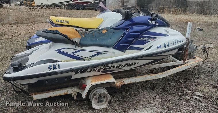 image for item LG9628 (2) personal watercraft