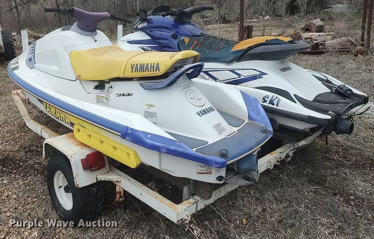 image for item LG9628 (2) personal watercraft