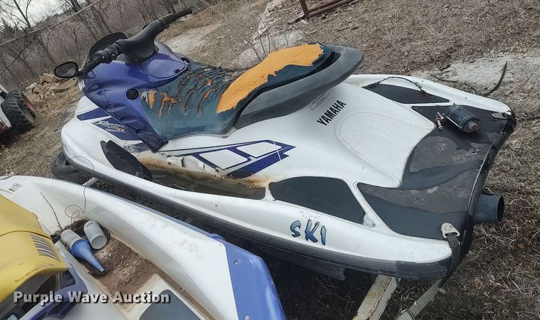 image for item LG9628 (2) personal watercraft