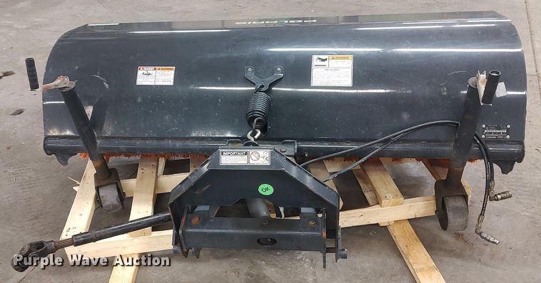 image for item LG9633 2015 Polaris FMAB70  6'W broom