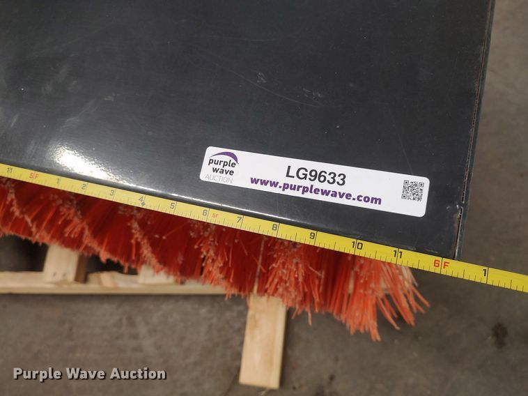 image for item LG9633 2015 Polaris FMAB70  6'W broom